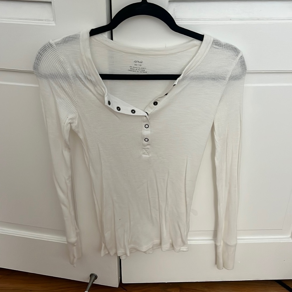 Aerie Women’s White Long Sleeve Henley Size XS